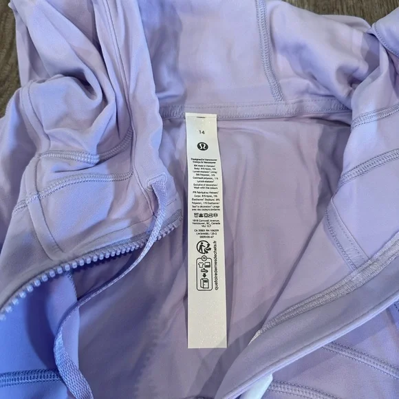 NEW with tags! Lululemon Define Hooded Jacket *Nulu
Lavender Frost sz 14 - Picture 9 of 9